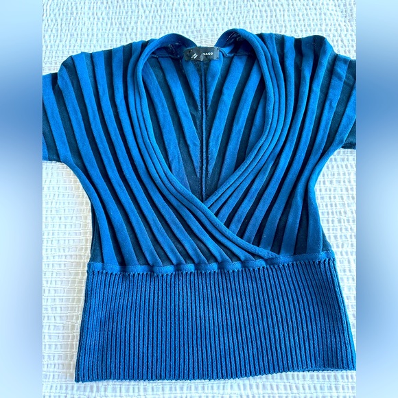 Club Monaco cardigan - Picture 2 of 6